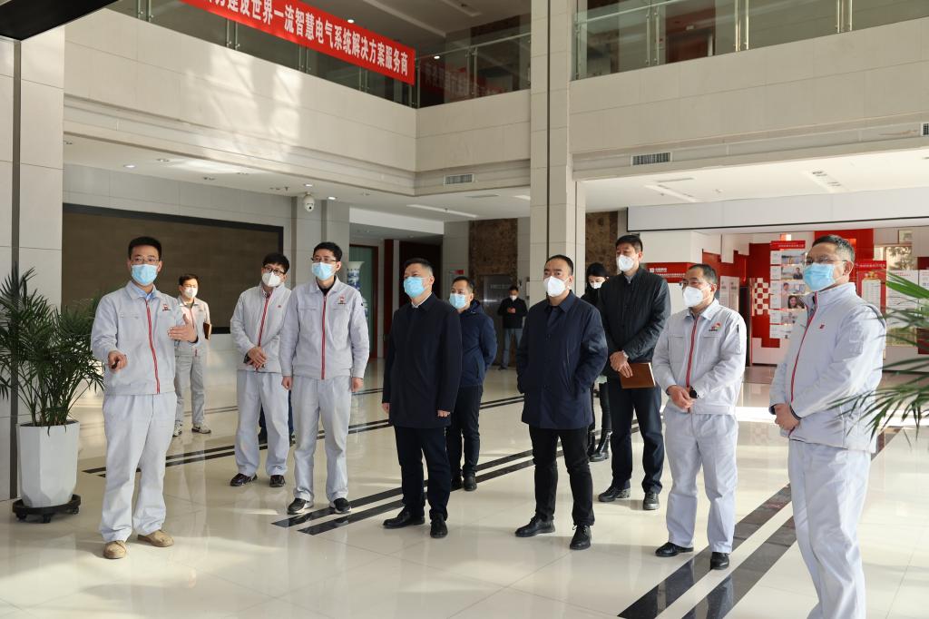 西安市经开区管委会主任贾强一行到yl6776永利集团有限督导检查清静生产及企业运营情形-yl6776永利集团