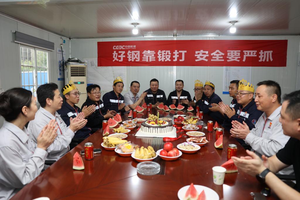 主题教育 · 办实事 | 抓好“要害小事”  办成“暖心实事”-yl6776永利集团