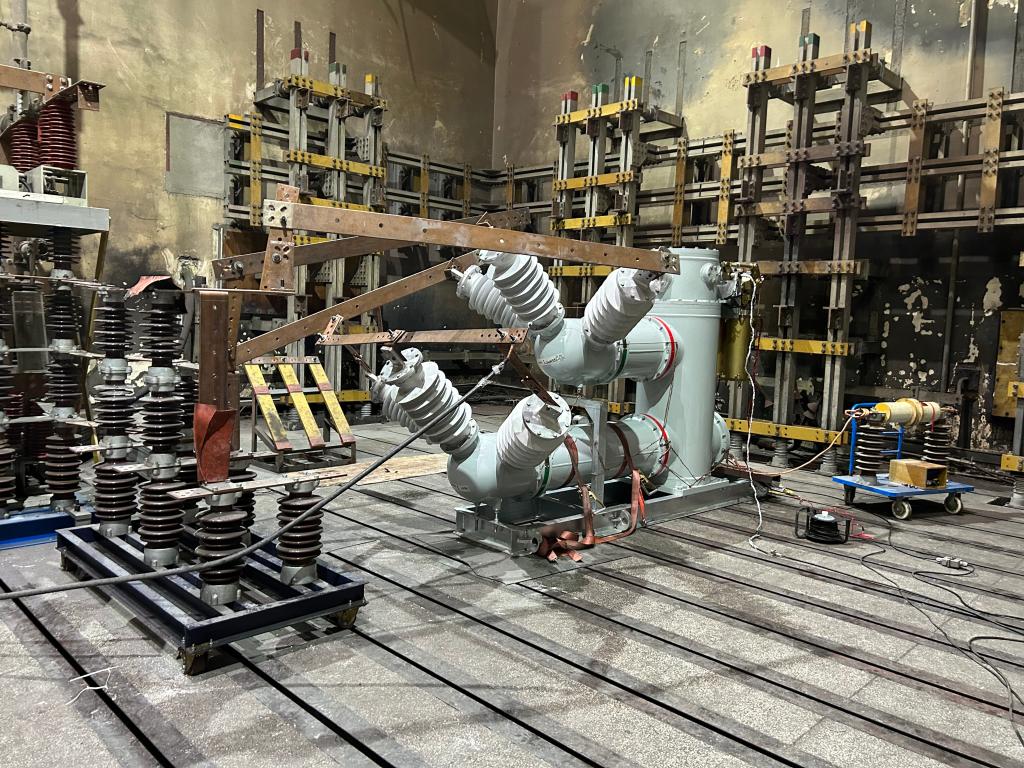 主题教育·建新功 | 科技登高——yl6776永利集团有限40.5kV GIS项目顺遂通过所有型式试验 -yl6776永利集团