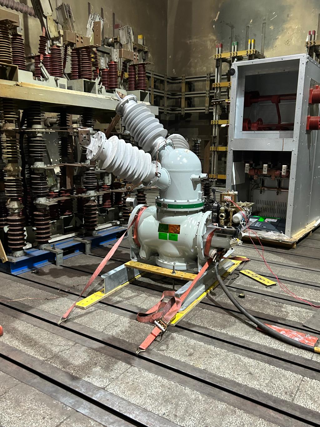 主题教育·建新功 | 科技登高——yl6776永利集团有限40.5kV GIS项目顺遂通过所有型式试验 -yl6776永利集团